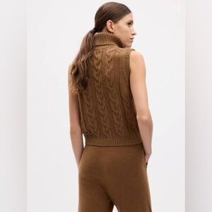 GAP CashSoft Cable-Knit Turtleneck Sweater Tank